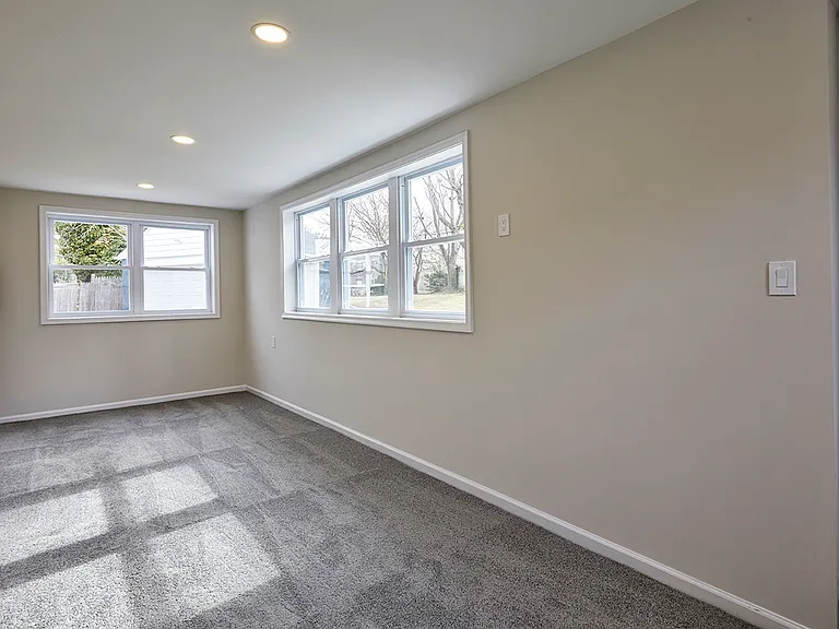 107 Ivy Rock Ln — Photo 16