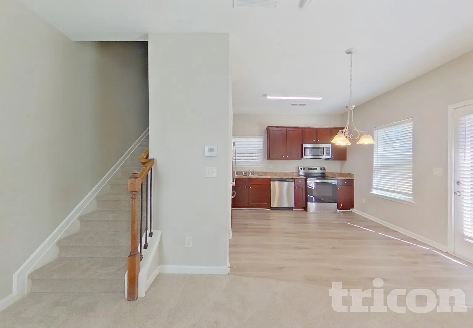 514 Lobdale Falls Drive Lawrenceville GA — Photo 2
