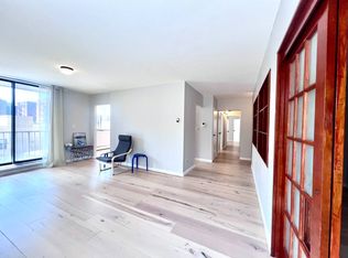 14477 Roosevelt Ave, Flushing, NY 11354