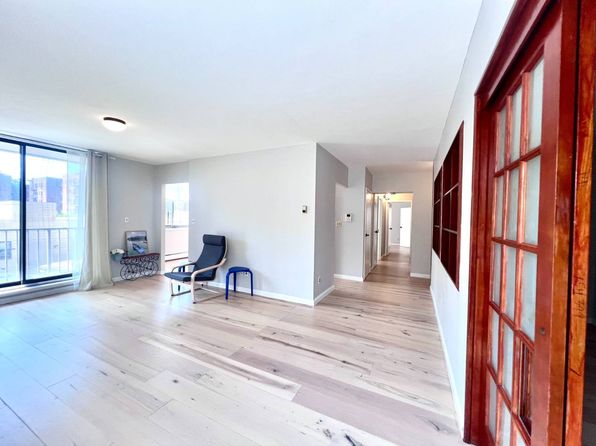 14477 Roosevelt Ave