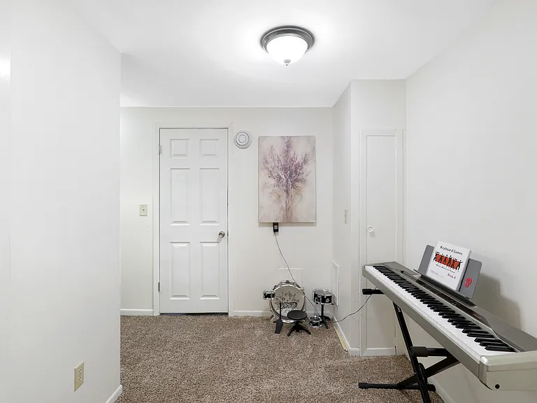 451 Taylor St NE #1 — Photo 6