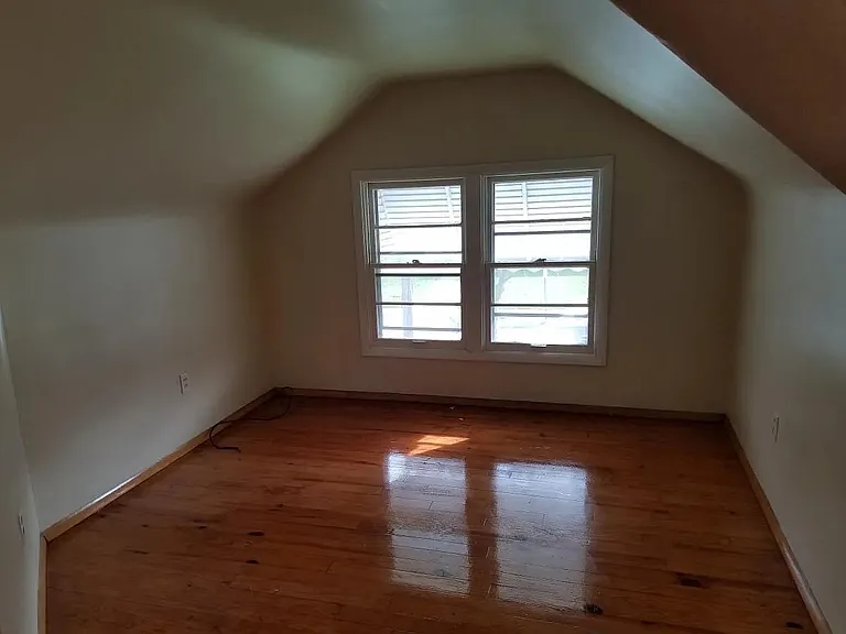 16009 Ramage Ave — Photo 7