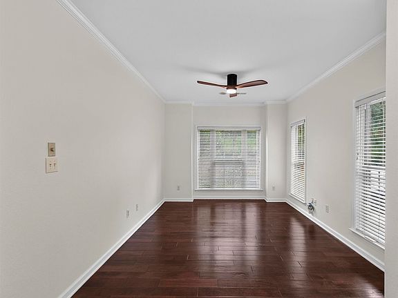 4th image of 4010 River Walk Ln