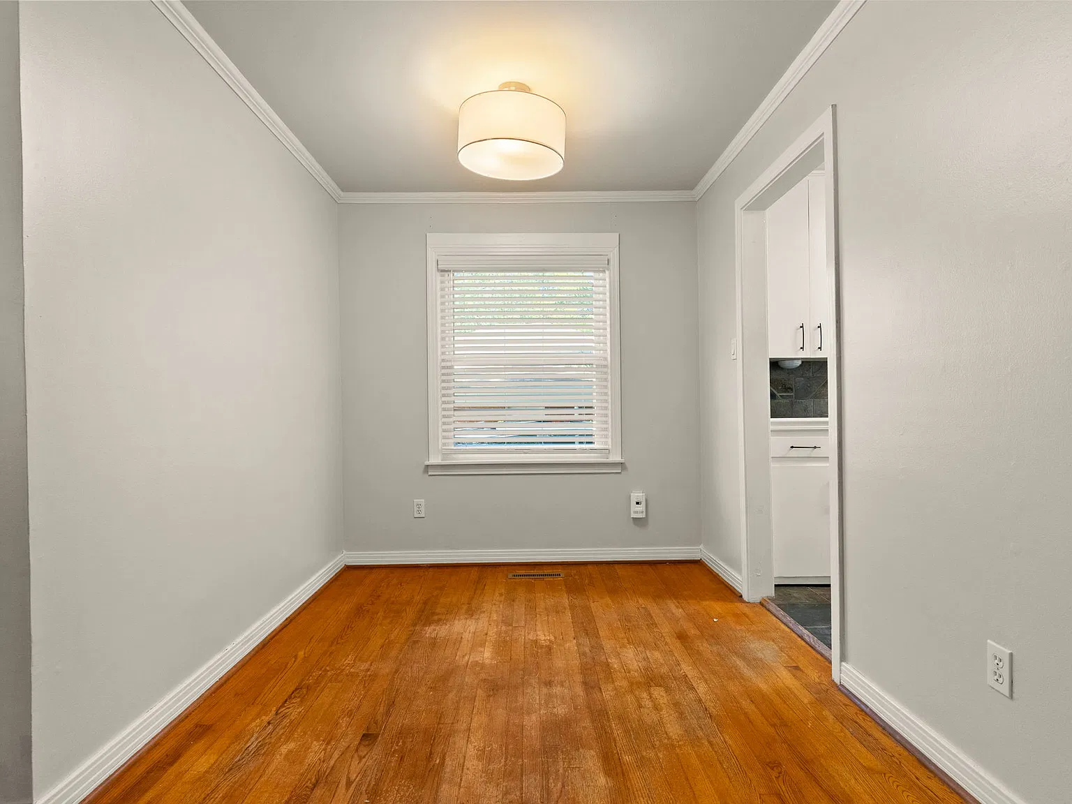 1201 Pine Valley Rd — Photo 4