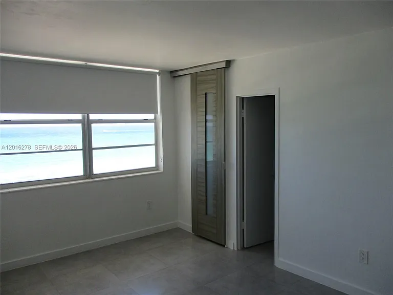 5313 Collins Ave #1111 — Photo 12