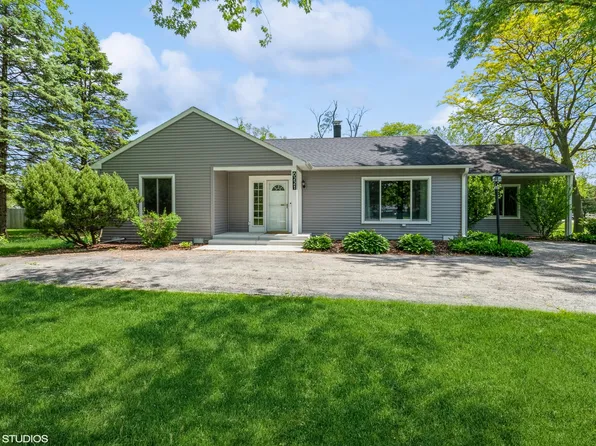 6221 S Peck Ave, La Grange Highlands, IL 60525