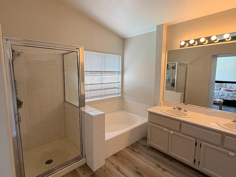 2632 Ridgewater Cir — Photo 9