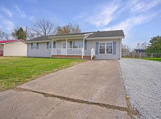 2430 Glenview Dr, Evansville, IN 47720