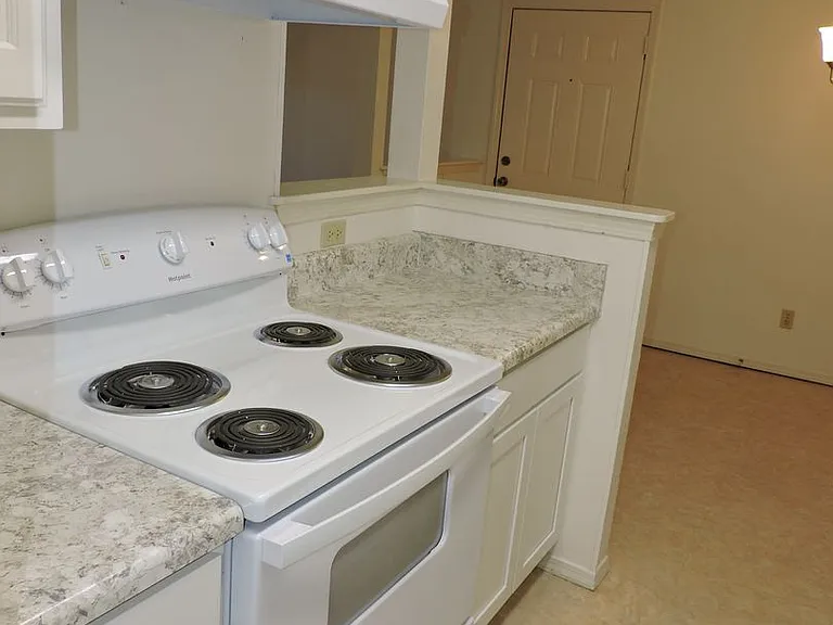 2299 Scenic Highway Cir #2 — Photo 10