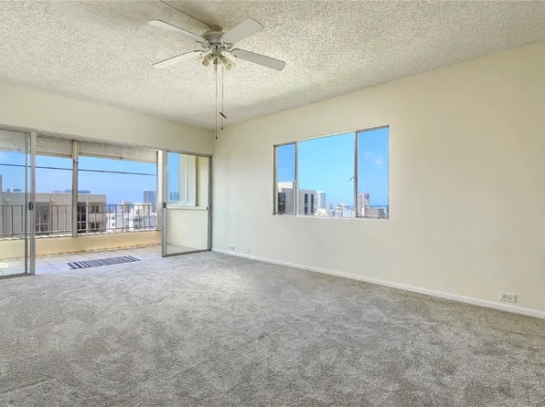 1001 Wilder Ave APT 701, Honolulu, HI 96822