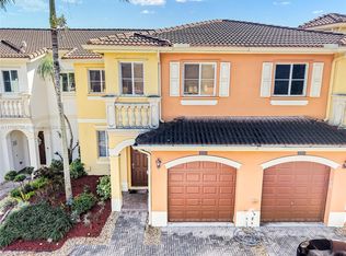 9084 SW 17th Ct, Hollywood, FL 33025