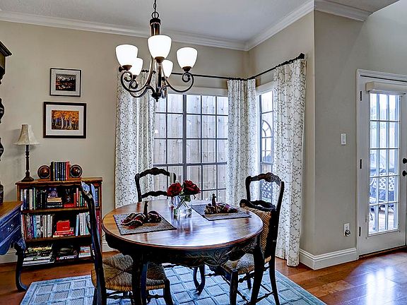 4th image of 1911 Bering Dr APT 13
