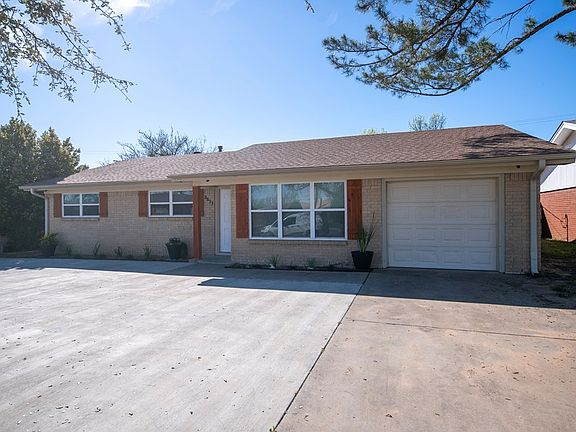 5th image of 3511 W Shandon Ave