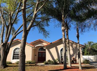 807 Sandcastle Cir, Brandon, FL 33511