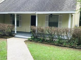 631 Village Ln S, Mandeville, LA 70471