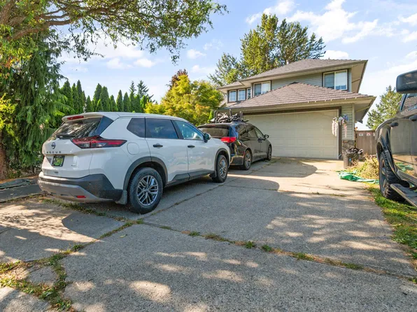 33852 Knight Ave, Mission, BC V2V 7B6