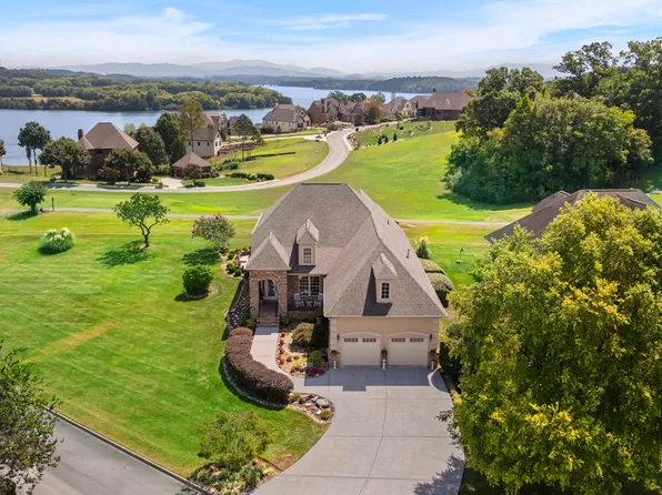240 Goldcrest Dr, Vonore, TN 37885