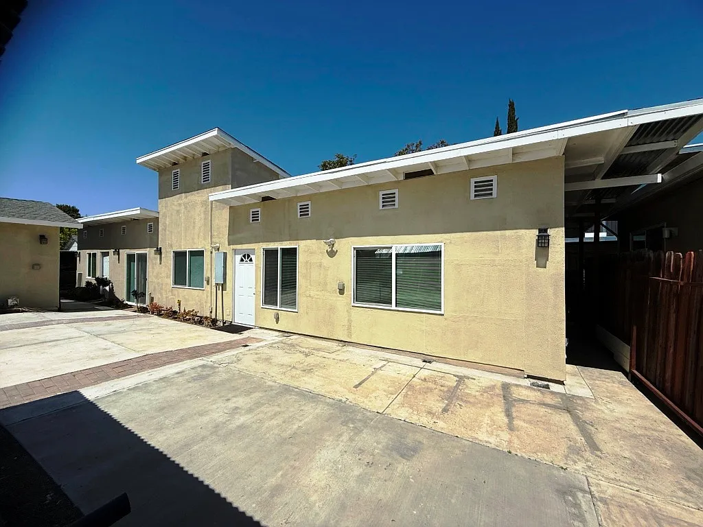 Building Photo - 257 Sunol St #2