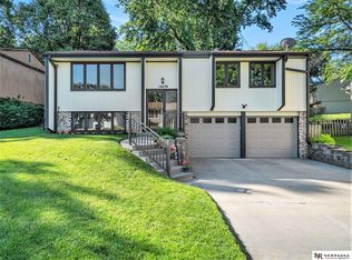 14439 Weir Cir, Omaha, NE 68137