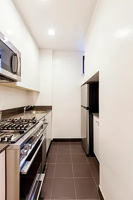 Rented by Brown Harris Stevens | media 7