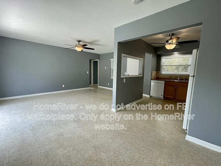 211 S Fernwood Ave — Photo 5