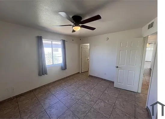 2549 E Chipman Rd #2 — Photo 34