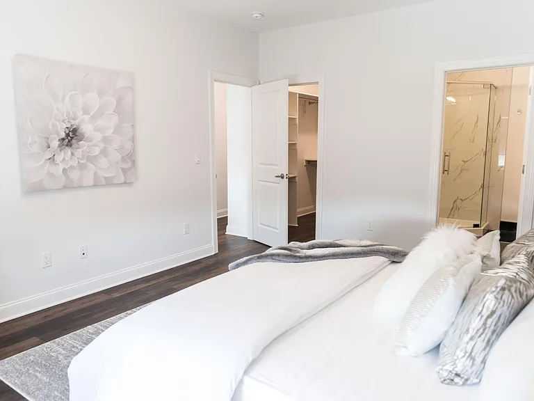 Sparta Residence — Photo 9