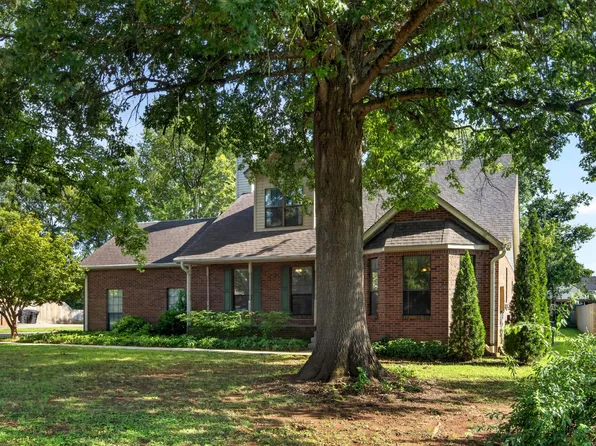 519 Winthorne Ct, Murfreesboro, TN 37129