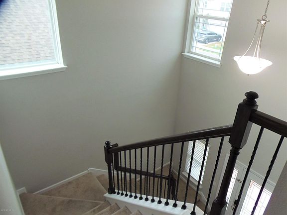 5th image of 861 Glendale Ln