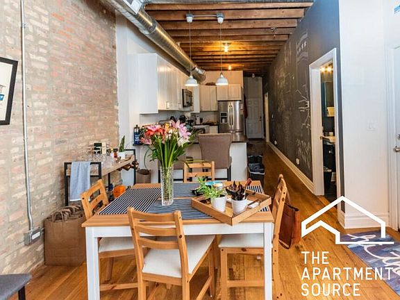 5th image of 1316 N Artesian Ave #2F