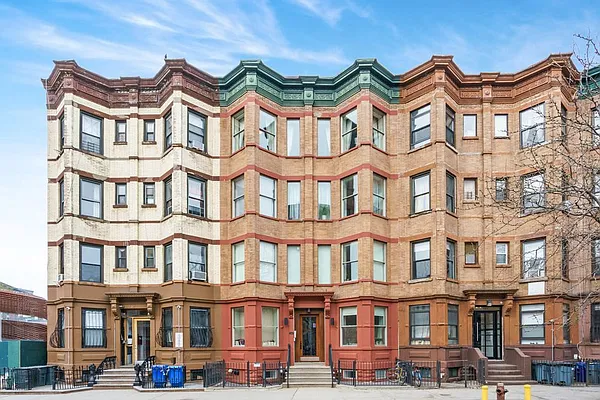 Sold by HomeDax Real Estate | media 30