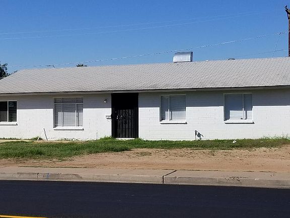 4th image of 2928 N 55th Ave
