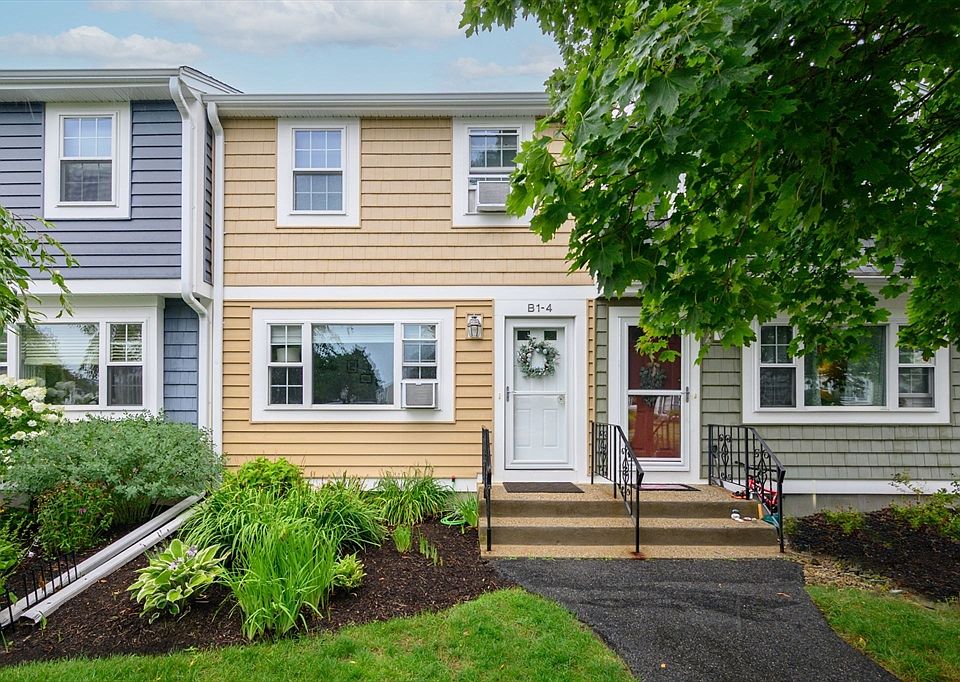 1st image of 4 Lydon Ln #4-B1