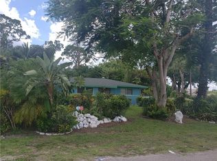 27 Highland Ave, Lehigh Acres, FL 33936