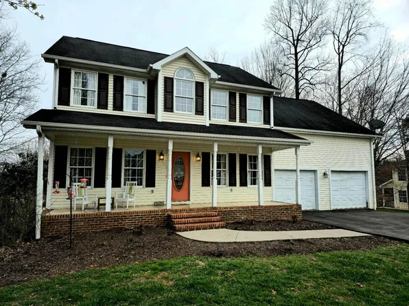 16415 Old Timber Rd, Abingdon, VA 24210