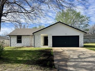 607 E Spring St, Collinsville, OK 74021