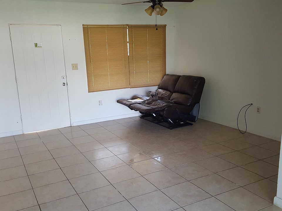 1st image of 6101 Edgebrook Dr