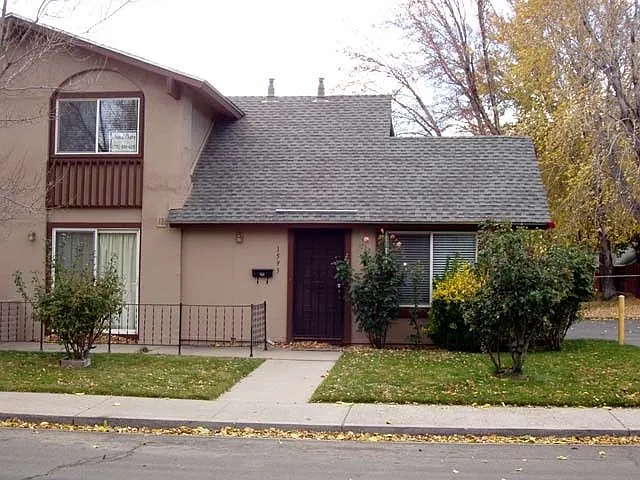 1593 York Way photo 1