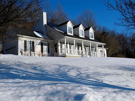 2nd image of 220 Devon Farms Road