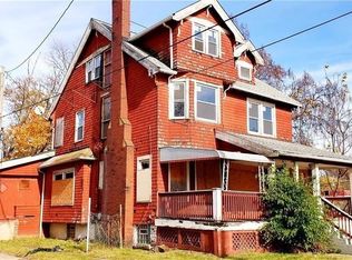 10417 Columbia Ave, Cleveland, OH