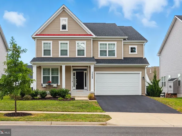 17968 Ridgewood Pl, Round Hill, VA 20141