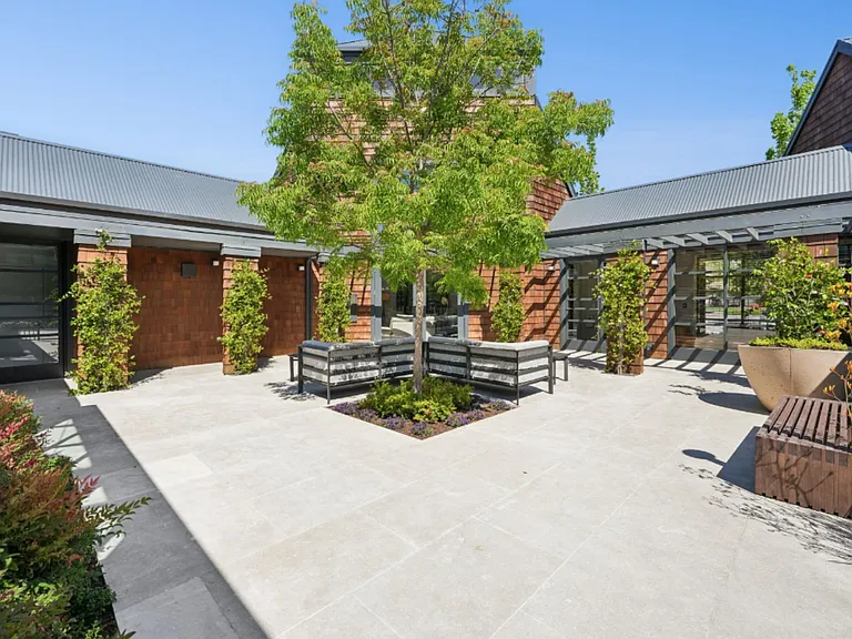 Indian Creek Apartments — Photo 48