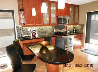 10 Dogwood Rd, Hollywood, FL 33021