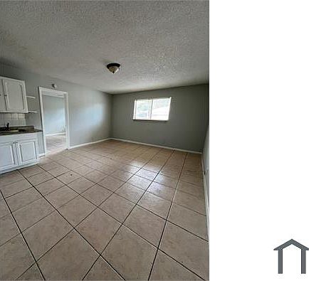 3rd image of 2014 NW 43rd Ter APT 6