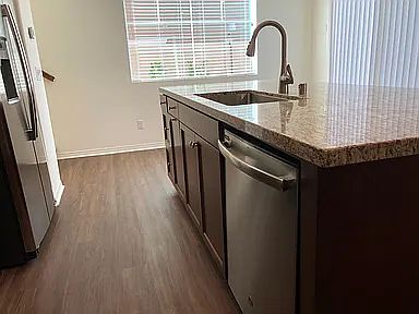 5th image of 14361 Figueroa Ln