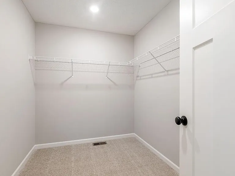 13640 Busch Ln — Photo 6