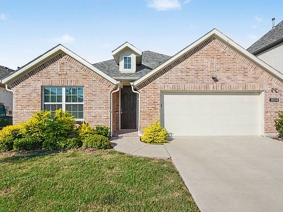 2nd image of 1604 Open Range Dr
