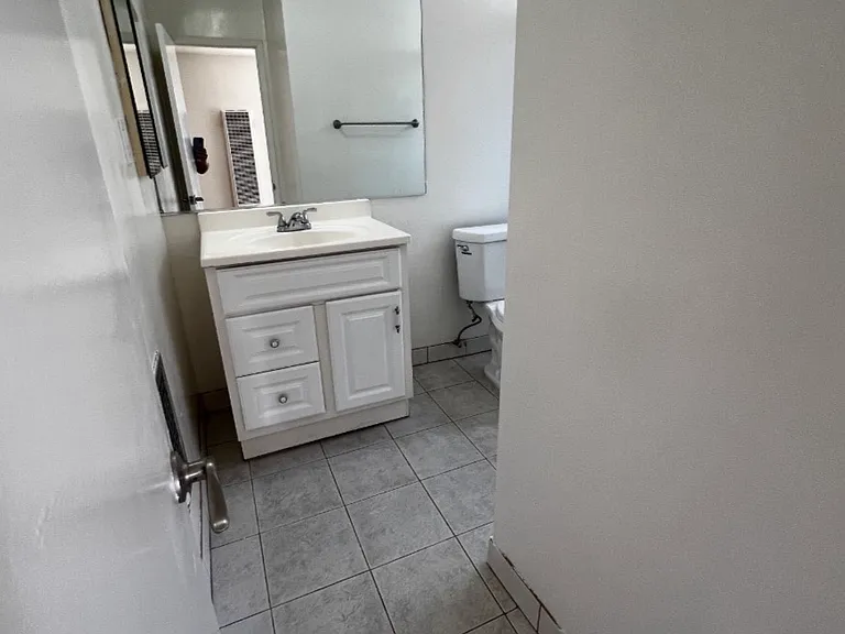 1512 Butler Ave #2 — Photo 8