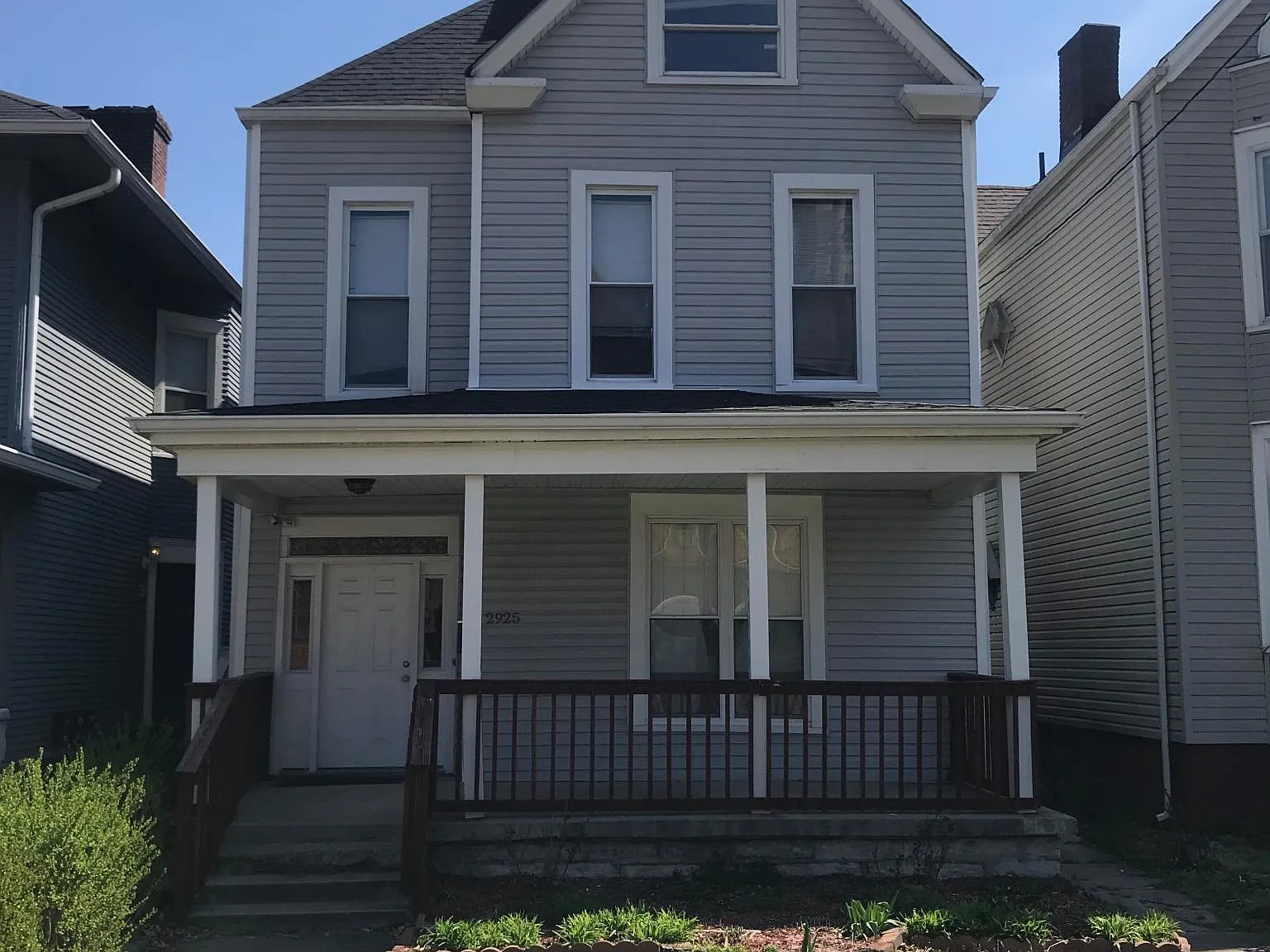 6 bed, 3207 sqft, $3,750 — Photo 1