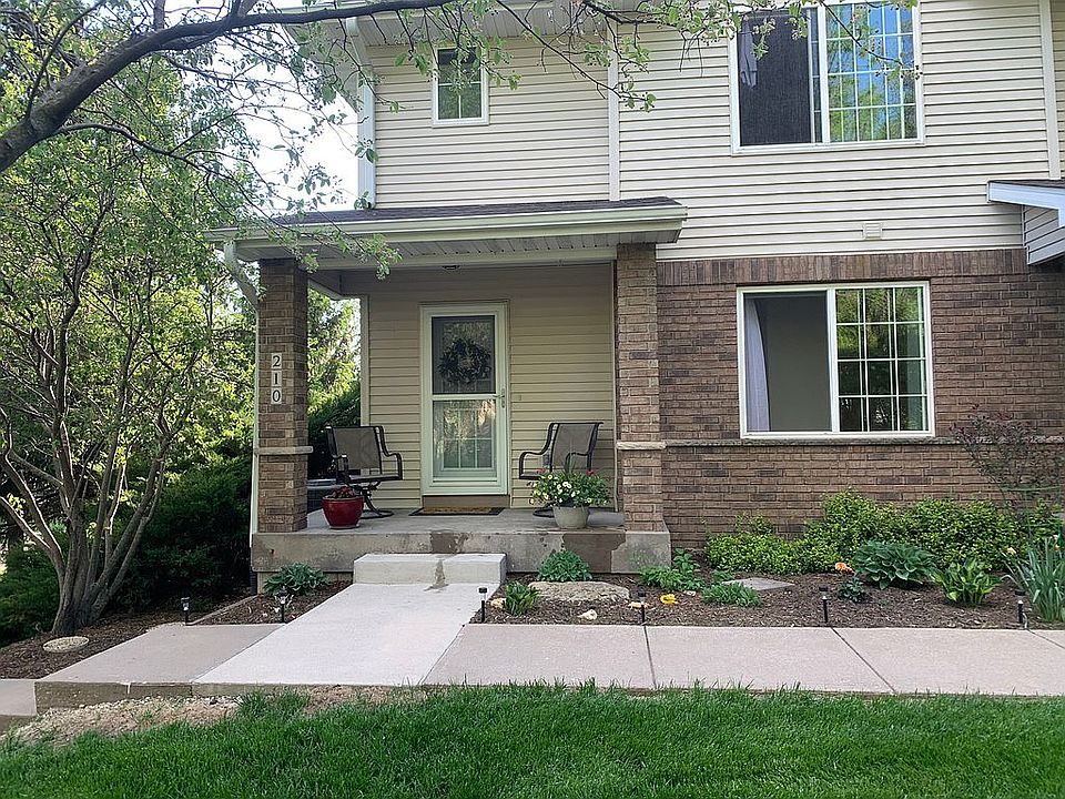 1st image of 210 Red Hill Ln
